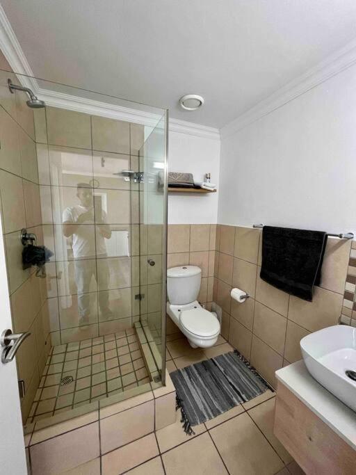 Modern, Trendy And Comfortable 2 Bedroom Apartment In Cape Town Exterior foto