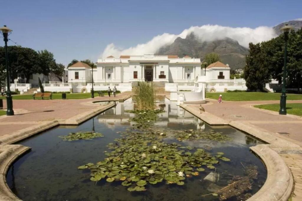Modern, Trendy And Comfortable 2 Bedroom Apartment In Cape Town Exterior foto