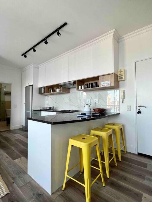 Modern, Trendy And Comfortable 2 Bedroom Apartment In Cape Town Exterior foto